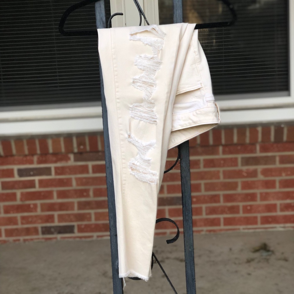 American Eagle Cream colored jegging